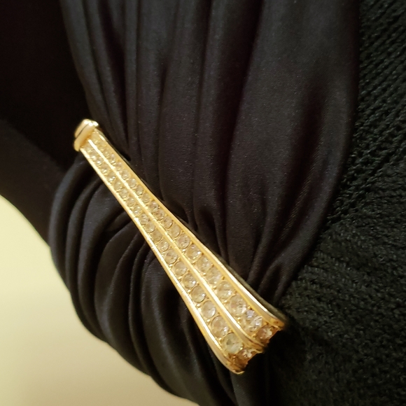 ST John Elegant black dress - Picture 2 of 4